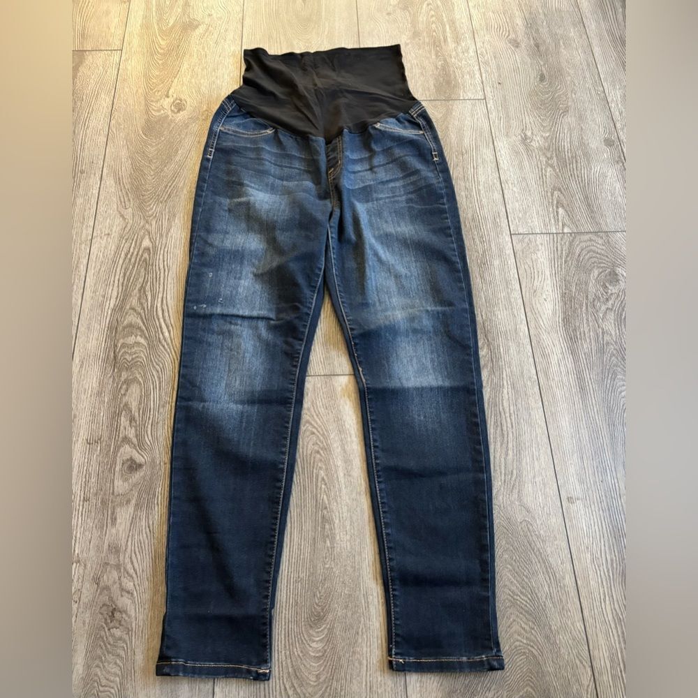 C Pink Maternity jeans used in good condition